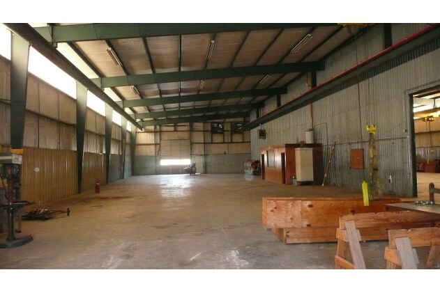 More Photos Of 127 Hemlock St, Columbus Office For Sale