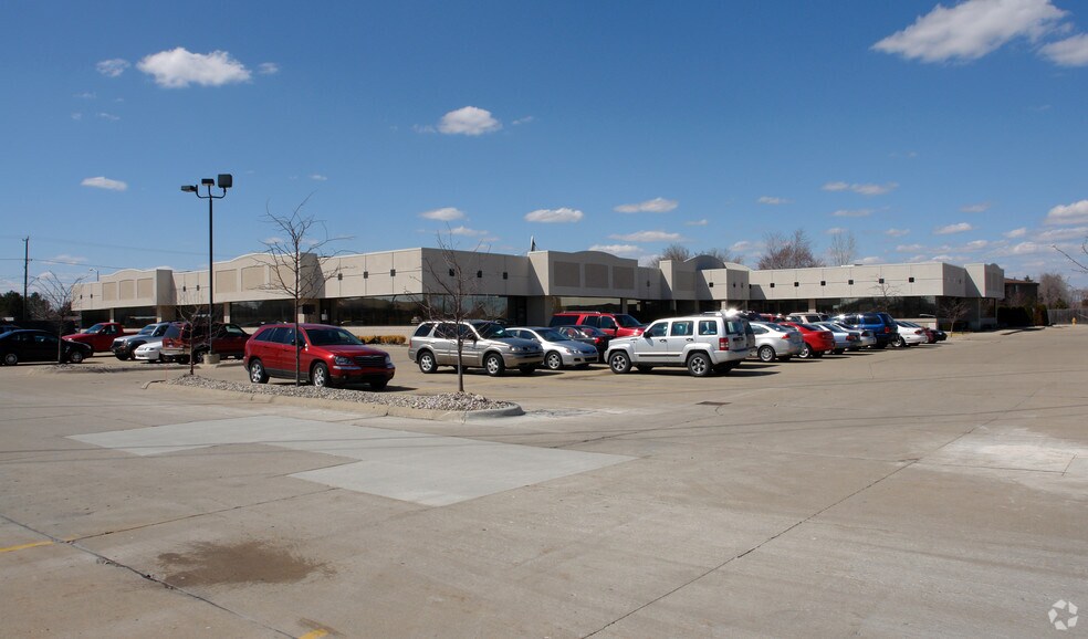More Photos Of 43630 Hayes Rd, Clinton Township Medical For Lease