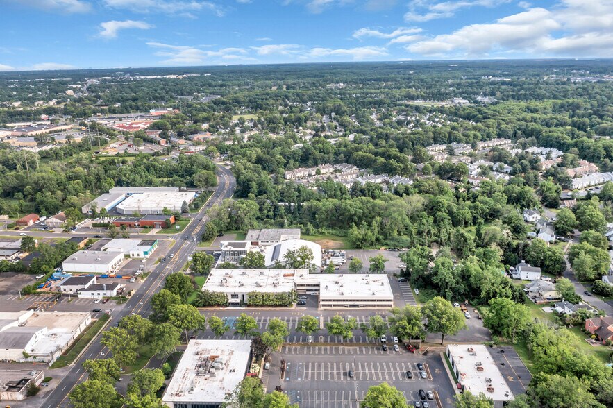 More Photos Of 788 Shrewsbury Ave, Tinton Falls Office For Sale