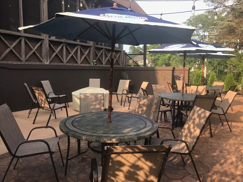 More Photos Of 8300 Wolf Rd, Willow Springs Health Club For Sale