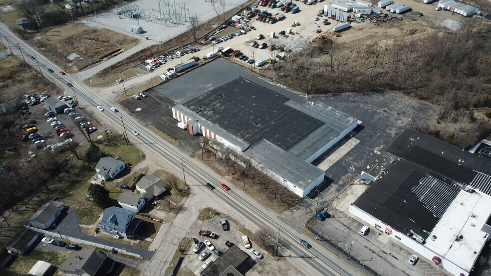 More Photos Of 845 Harrisburg Pike, Columbus Warehouse For Lease