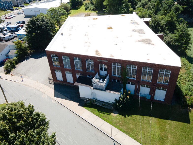 More Photos Of 15 Shaw St, Fall River Manufacturing For Lease