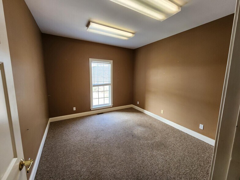 More Photos Of 5100 Pierce Ct, Evans Office Residential For Lease