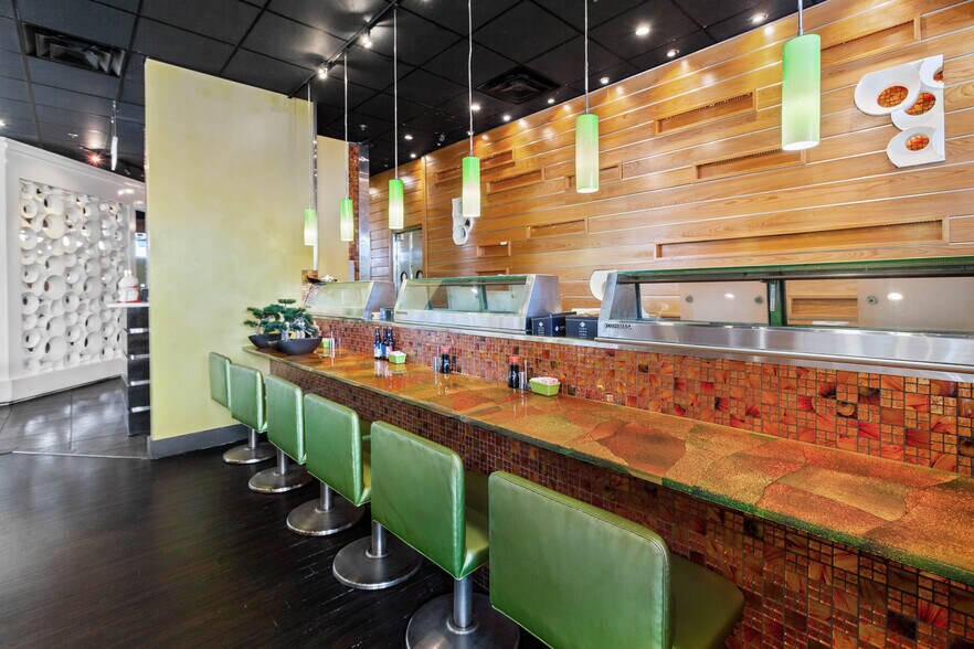 More Photos Of 102 Clinton Center Dr, Clinton Restaurant For Sale