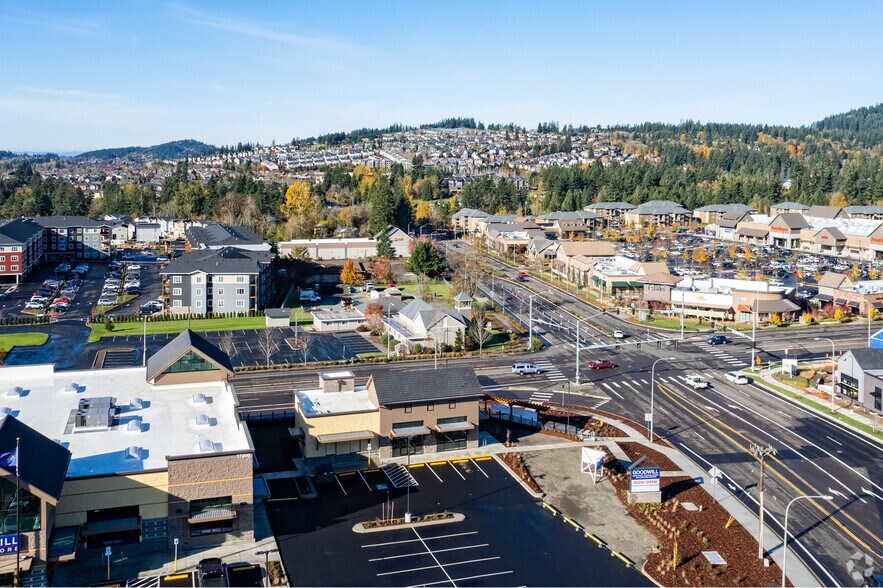 More Photos Of 13500 SE 172nd Ave, Happy Valley Unknown For Lease