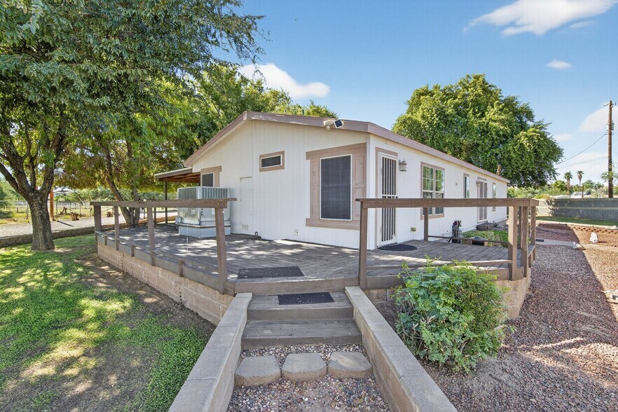 More Photos Of 9259 S Priest Dr, Tempe Showroom For Lease