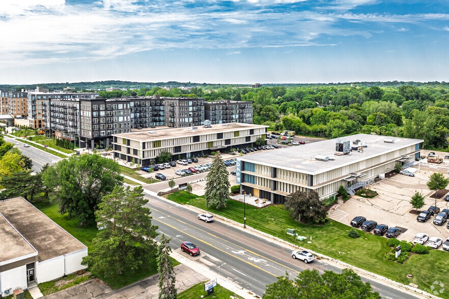 More Photos Of 4600 W 77th St, Edina Unknown For Lease