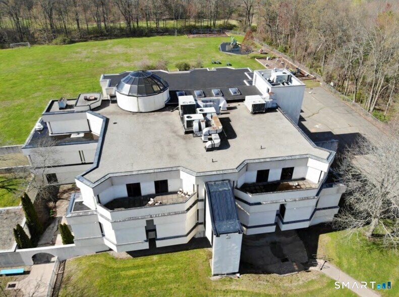 More Photos Of 51 Gabb Rd, Bloomfield Schools For Sale