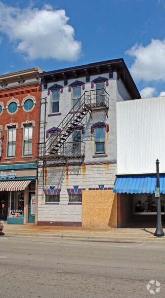 Primary Photo Of 22 S Main St, Miamisburg Storefront Retail Residential For Lease