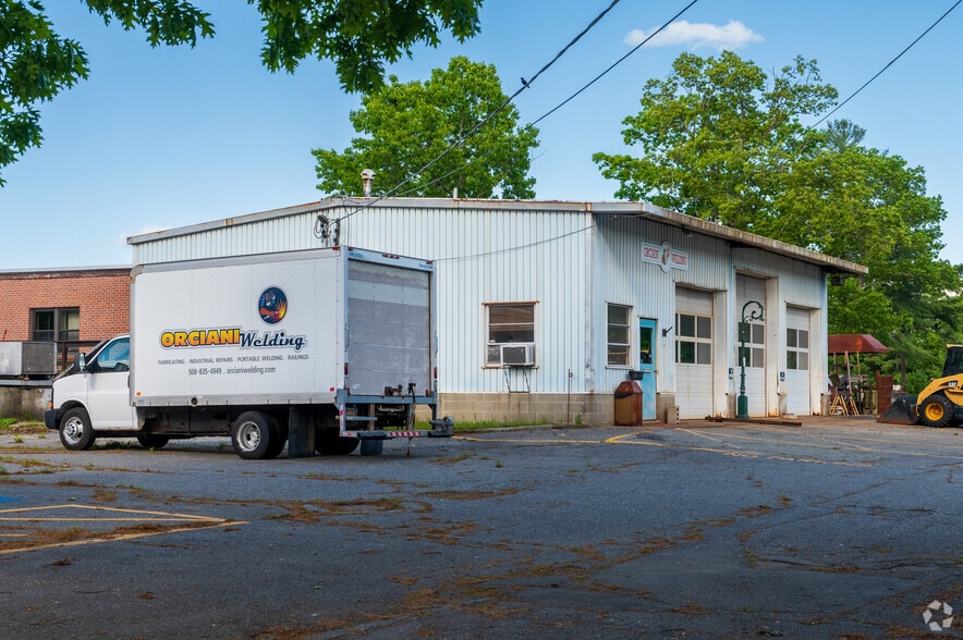 More Photos Of 171 W Boylston St, West Boylston Freestanding For Sale