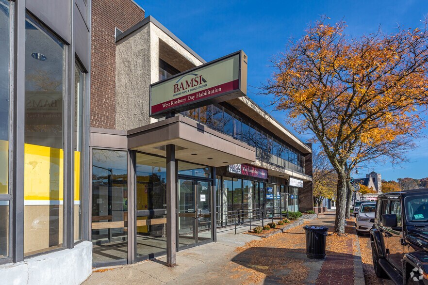 More Photos Of 1895 Centre St, West Roxbury Storefront Retail Office For Lease