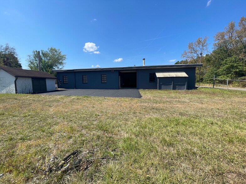 More Photos Of 10 Rhoda St, Farrell Flex For Lease