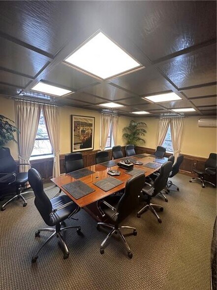 More Photos Of 3000 McKnight East Dr, Pittsburgh Office For Sale