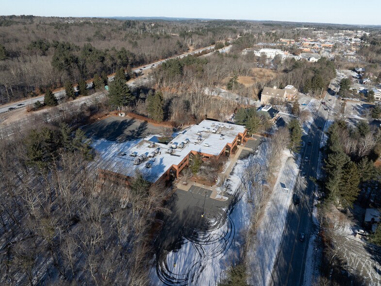 More Photos Of 239 Littleton Rd, Westford Office For Sale
