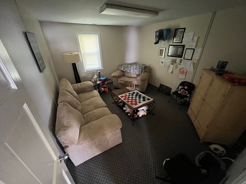 More Photos Of 10106 Krause Rd, Chesterfield Office For Lease