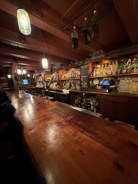 More Photos Of 3172 Los Feliz Blvd, Los Angeles Bar For Sale