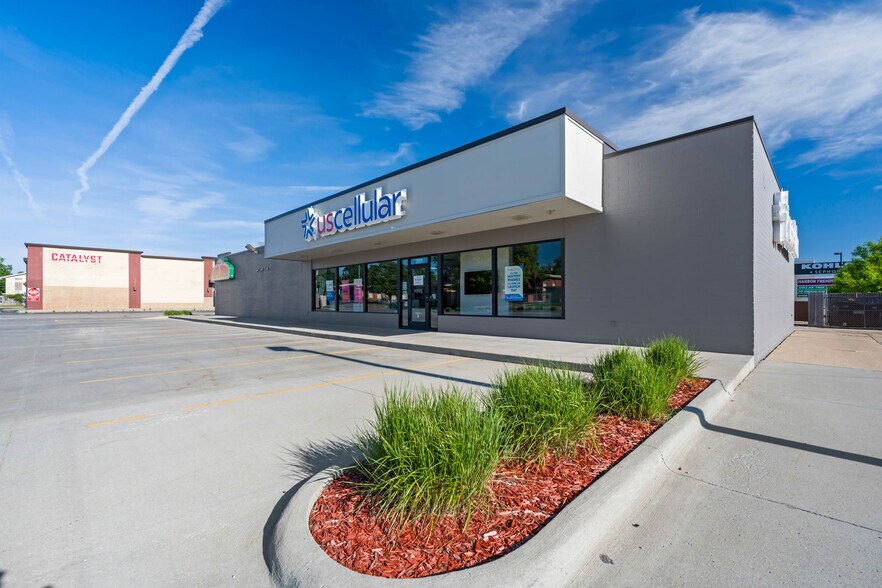 More Photos Of 705-711 24th St, Ames General Retail For Lease