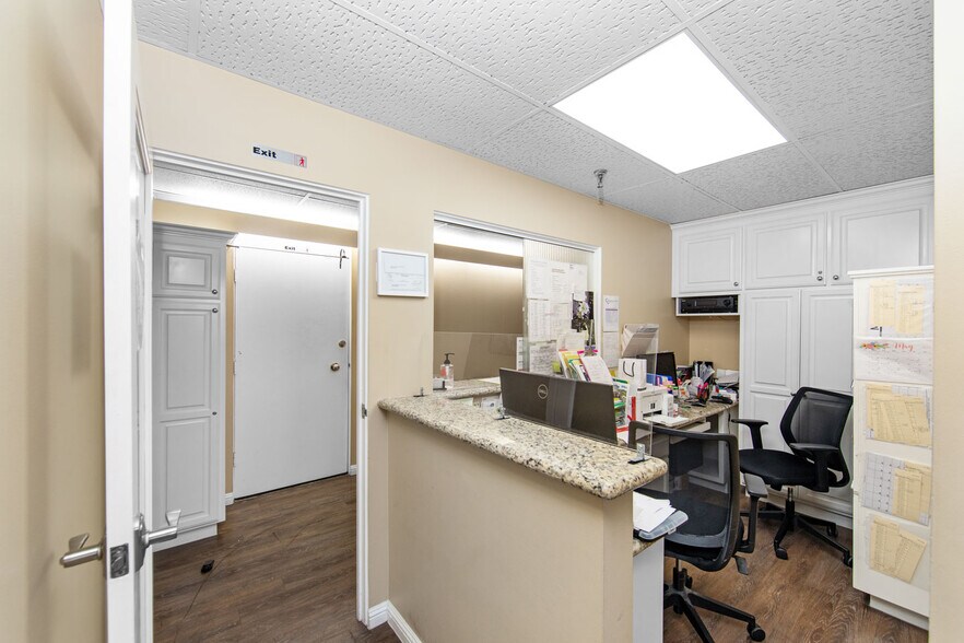 More Photos Of 4305 Torrance Blvd, Torrance Medical For Sale