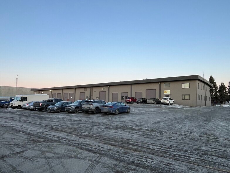 More Photos Of 4025 W 50th Ave, Anchorage Warehouse For Sale