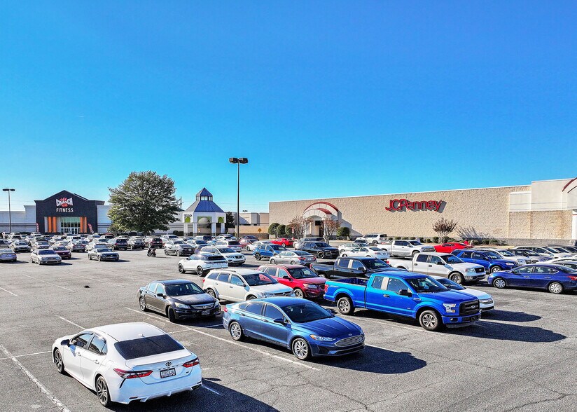 More Photos Of 2922-2930 Watson Blvd, Centerville Storefront For Sale