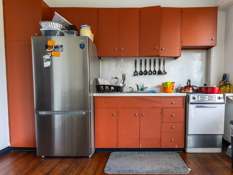 More Photos Of 3154 Waialae Ave, Honolulu Apartments For Sale