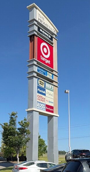 More Photos Of NW Corner I-10 and I-110, Diberville Unknown For Lease