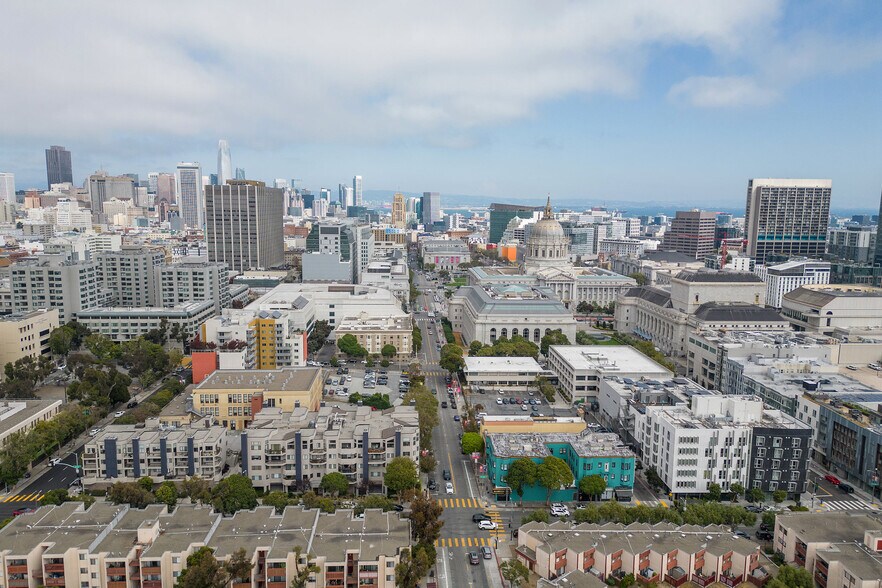 More Photos Of 687 McAllister St, San Francisco Storefront Retail Office For Lease