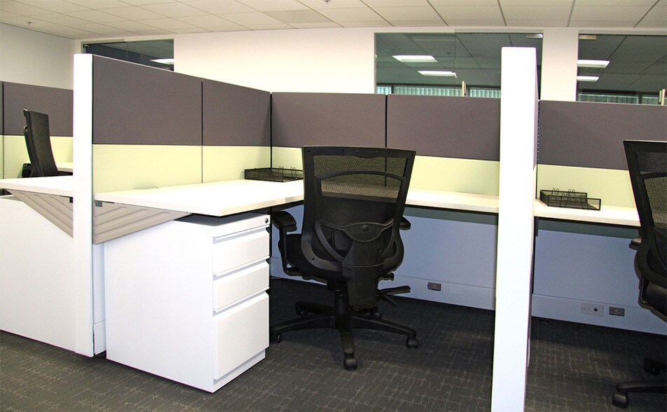 More Photos Of 330 N Brand Blvd, Glendale Office For Lease