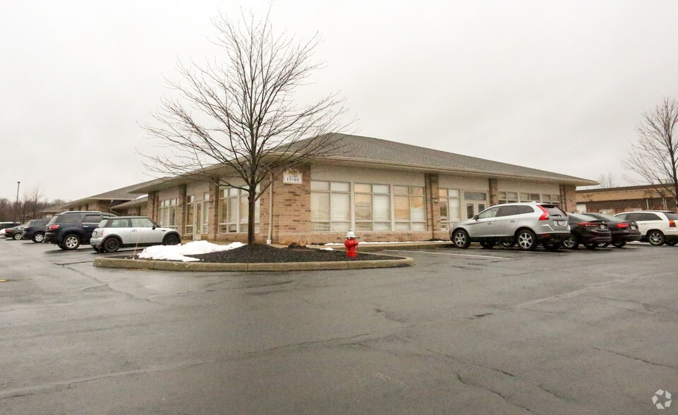 More Photos Of 31320 solon Rd, Solon Office For Sale