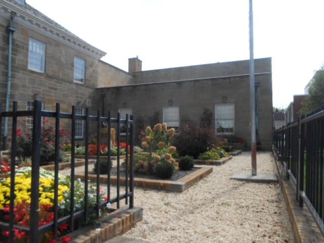 More Photos Of 50-62 W Main St, Chillicothe Office For Lease