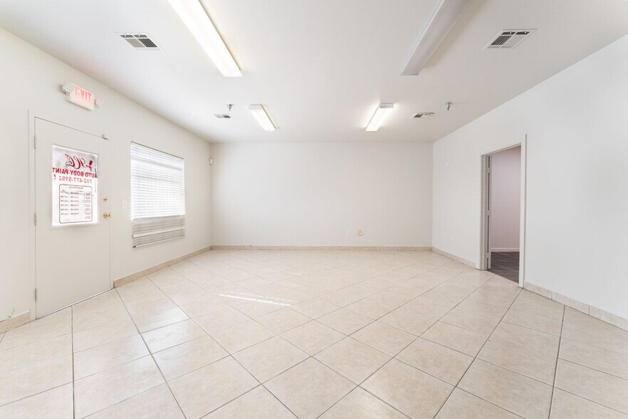 More Photos Of 4650 Judson Ave, Las Vegas Warehouse For Lease