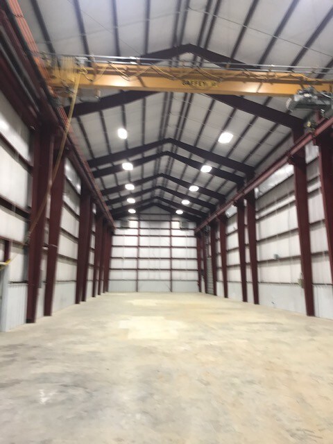More Photos Of 101 Industrial Park Blvd, Hitchcock Warehouse For Lease