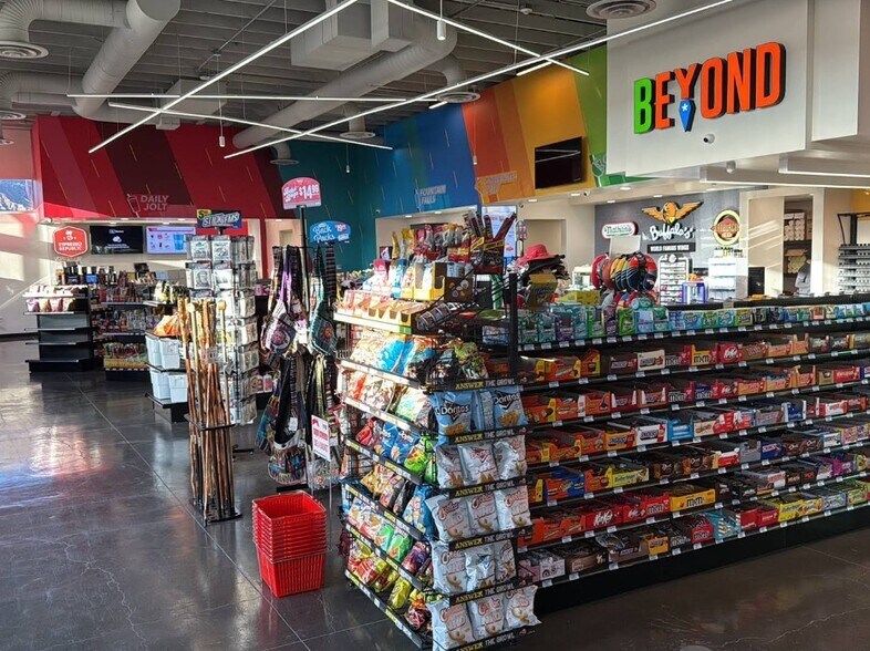 More Photos Of 393 W Hwy 9 Hwy, Virgin Service Station For Sale