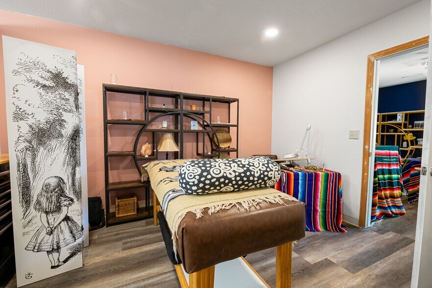 More Photos Of 41656 Big Bear Blvd, Big Bear Lake Freestanding For Sale