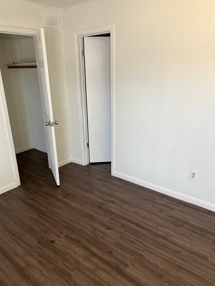 More Photos Of 8807 Bissonnet St, Houston Apartments For Sale