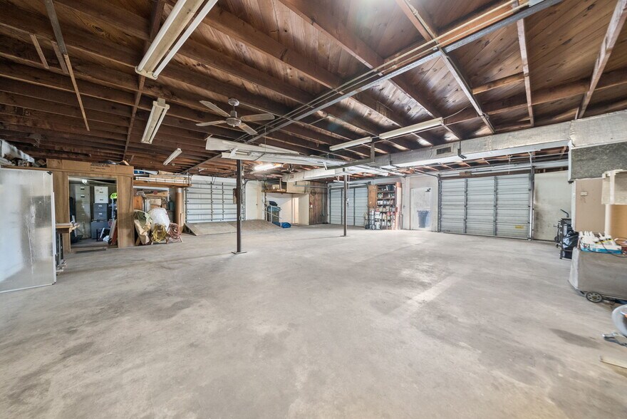 More Photos Of 2135 E 5th St, Panama City Auto Repair For Sale