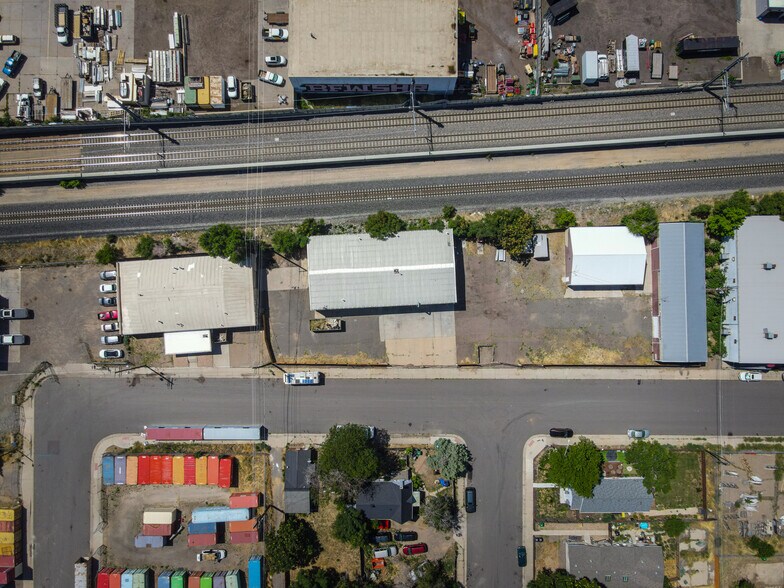 More Photos Of 3434 E 43rd Ave, Denver Service For Lease