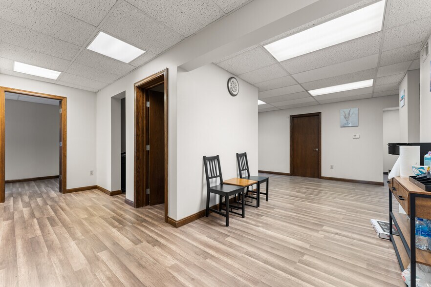 More Photos Of 600 Commerce Dr, Coraopolis Office Residential For Sale