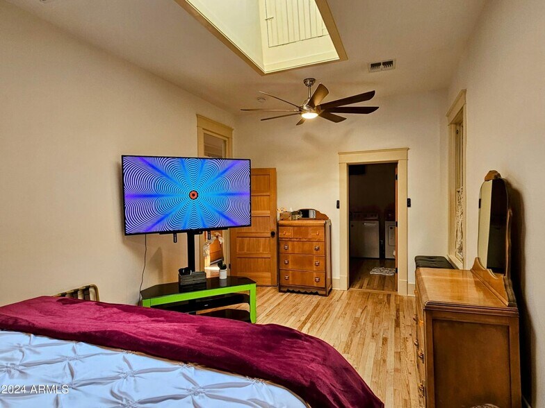 More Photos Of 37-39 Ok St, Bisbee General Retail For Sale