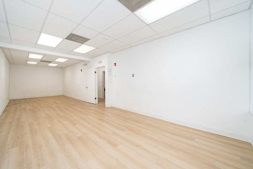 More Photos Of 358-360 1st St, Hoboken Medical For Lease