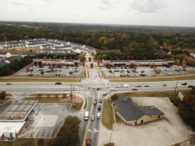 More Photos Of 1132-1142 Athens Hwy, Grayson General Retail For Lease