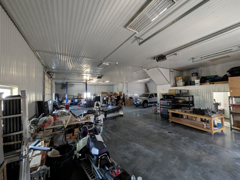 More Photos Of 6891 Grand Ave, Billings Service For Lease