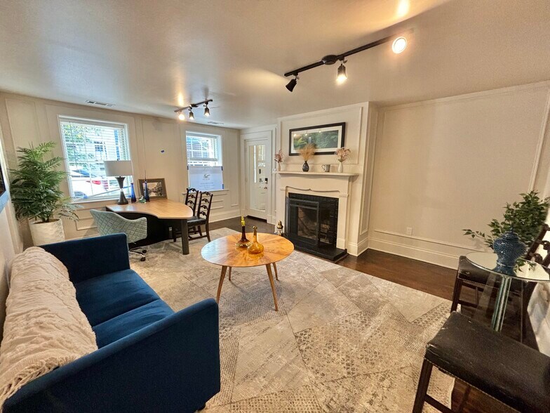 More Photos Of 184 Duke of Gloucester St, Annapolis Office Residential For Lease