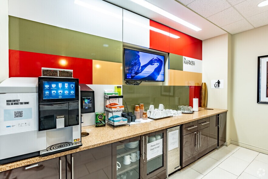 More Photos Of 424 Church St, Nashville Office For Lease