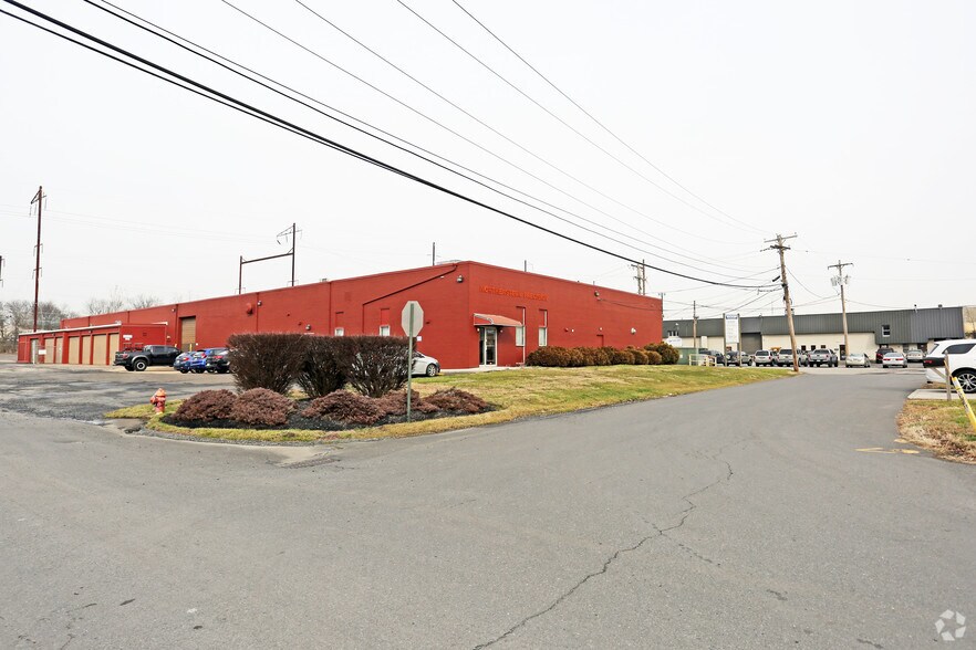 More Photos Of 721-729 Wicker Ave, Bensalem Manufacturing For Lease