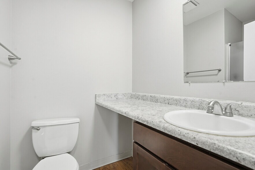 More Photos Of 10635 W 7th Ave, Lakewood Apartments For Sale