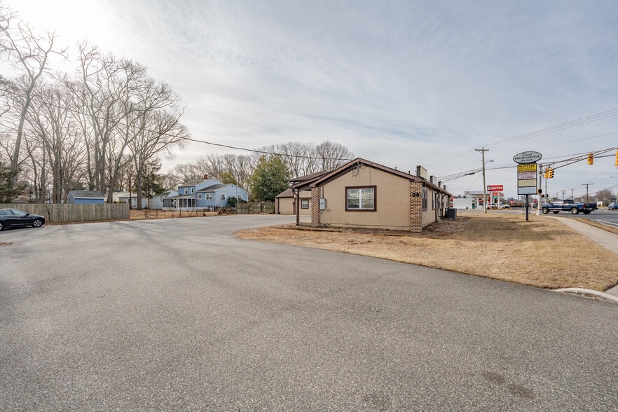 More Photos Of 98 New Rd, Somers Point Showroom For Sale
