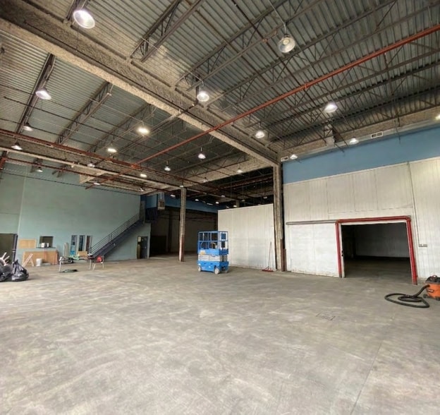 More Photos Of 35 Division Pl, Brooklyn Warehouse For Sale