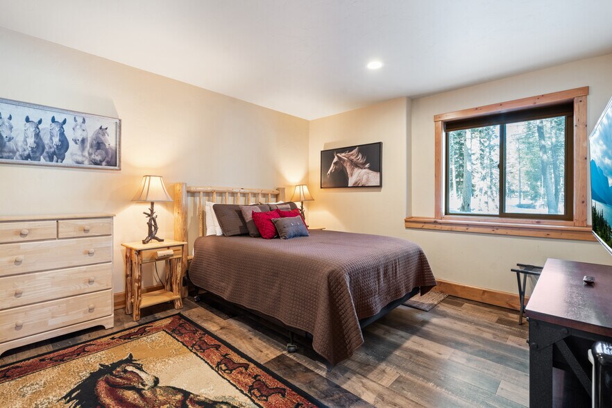 More Photos Of 1845 Hodgson Rd, Whitefish Hotel For Sale