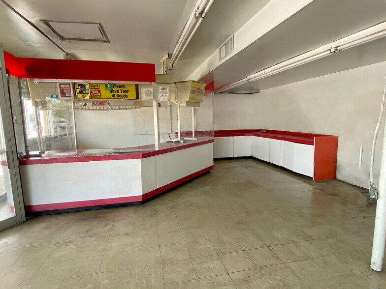 More Photos Of 3048 Aloma Ave, Winter Park Restaurant For Lease